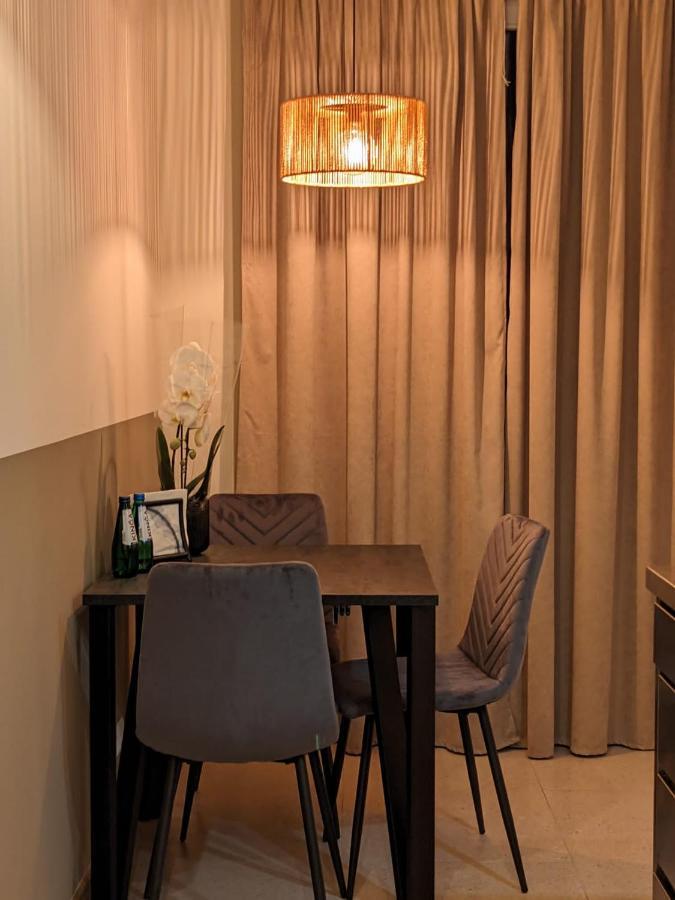 Spacious Two-bedroom In The Center
