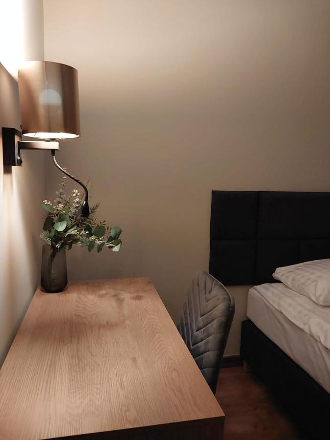 Spacious Two-bedroom In The Center * Krakau